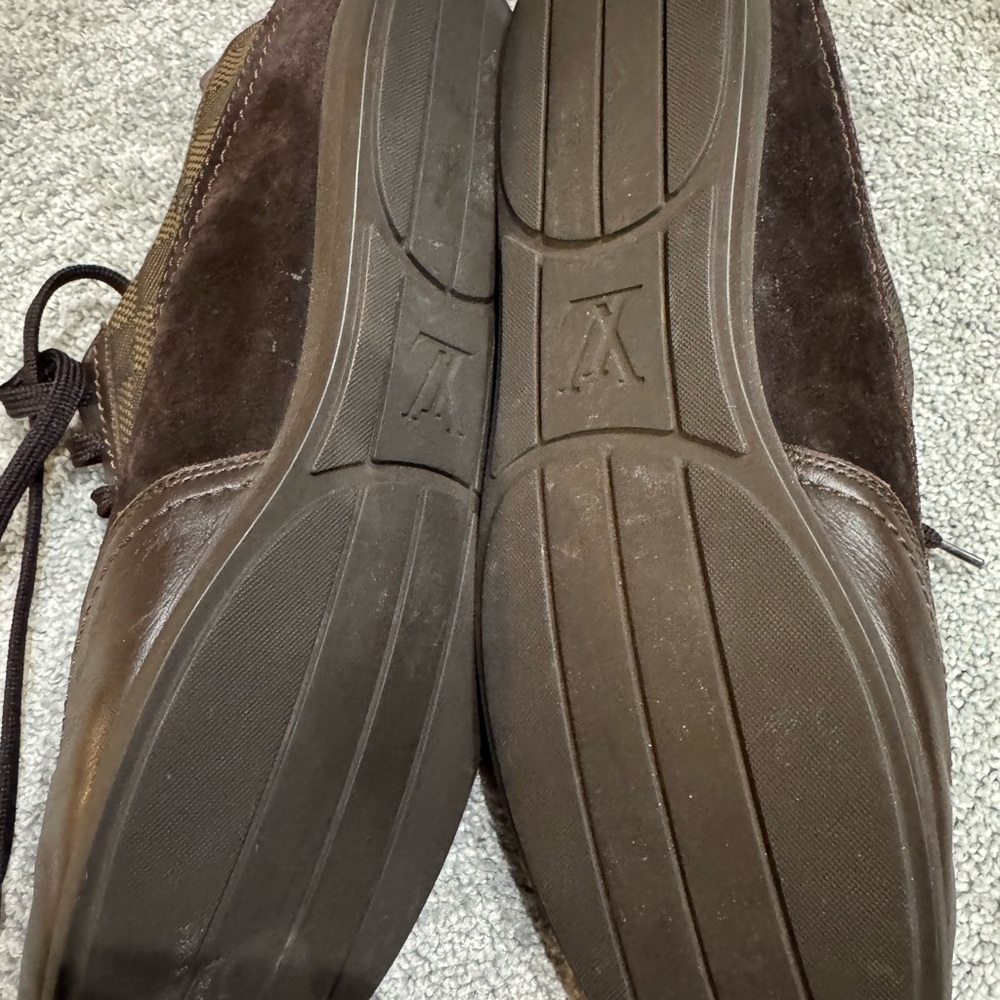 Louis Vuitton Brown Checkered Lace-Up Sneakers. Never Worn - Picture 3 of 5